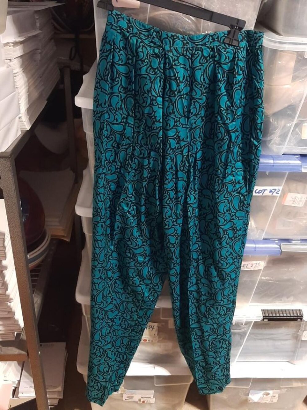 Vintage Country Suburbans Women Pants  Expanded Waiste Blue Floral Size 10